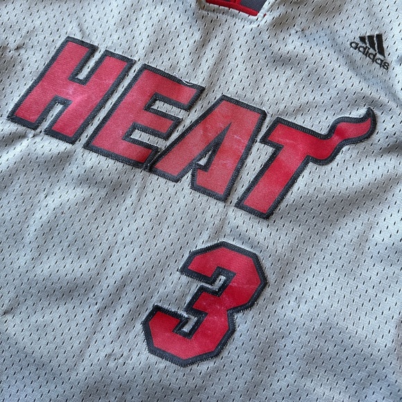 Adidas Miami Heat Dwayne Wade jersey - Picture 2 of 7